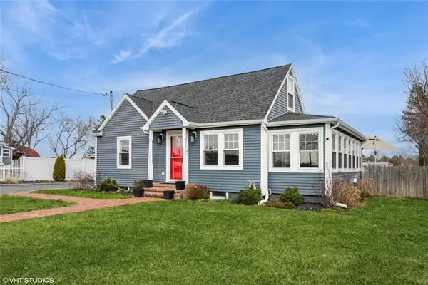 4100 Youngs Avenue, Southold, NY 11971