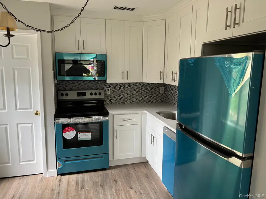 92 Birchwood Road, Coram, NY 11727 - Image #2