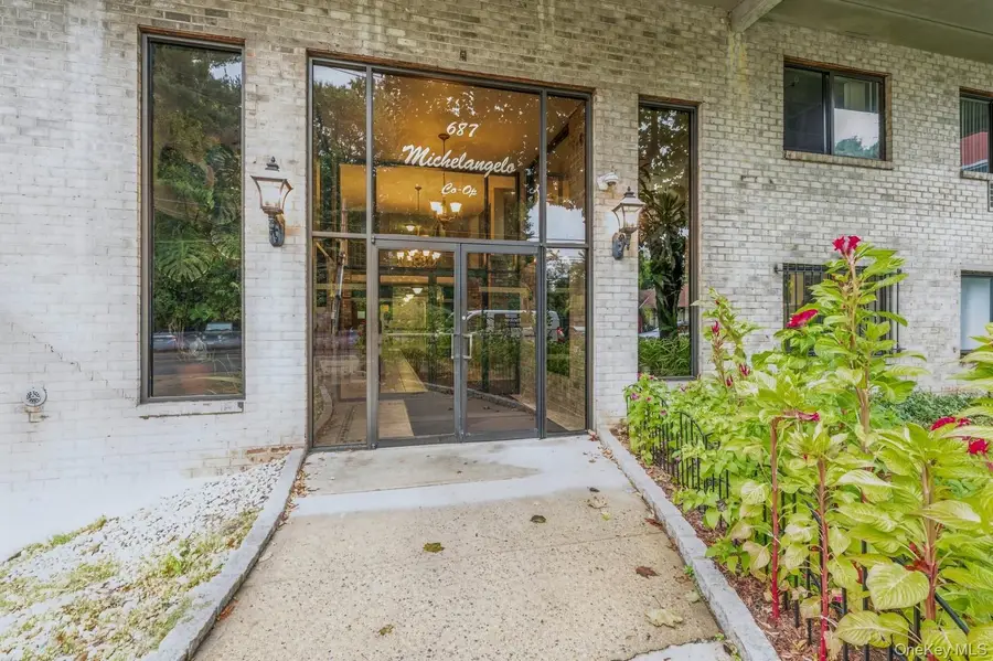 687 Bronx River Road #2A, Yonkers, NY 10704 - Image #3