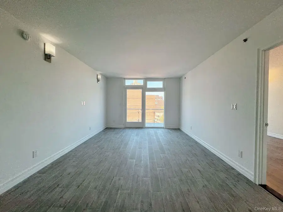 65-18 Austin St #7B, Rego Park, NY 11374 - Image #2