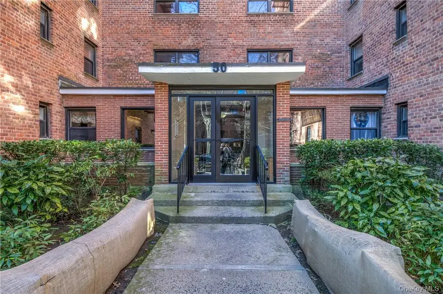 50 White Oak Street #3G, New Rochelle, NY 10801 - Image #2