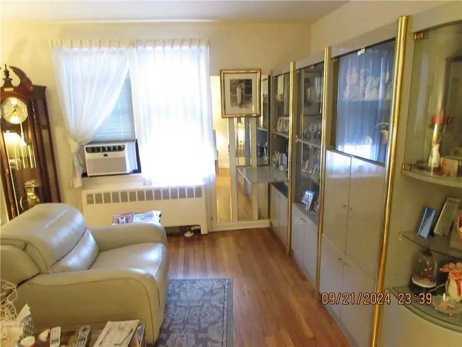 1561 Central Park Ave #I-5, Yonkers, NY 10710 - Image #3