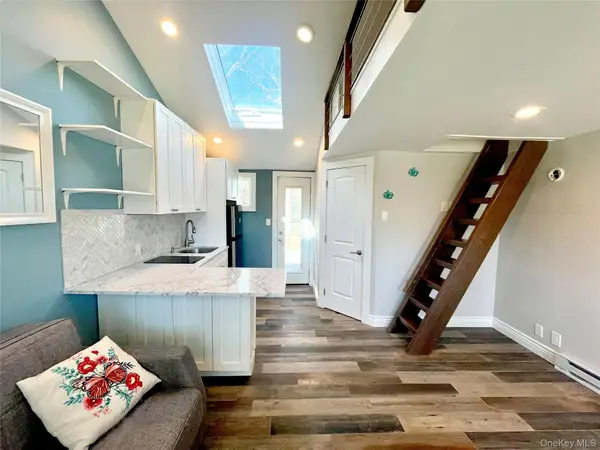 90 Springville Road #14, Hampton Bays, NY 11946