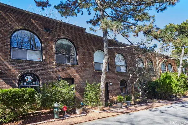 4425 Douglas Avenue, Bronx, NY 10471