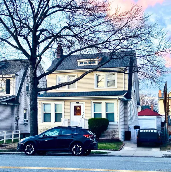 9249 Springfield Boulevard, Queens Village, NY 11428