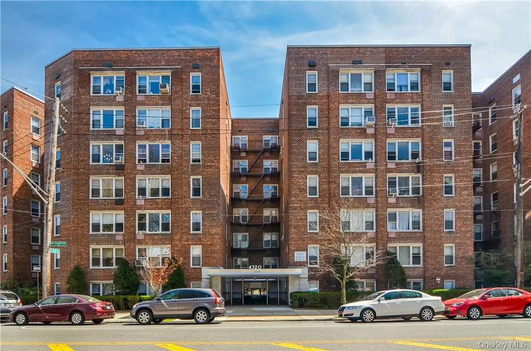 4320 Van Cortlandt Park East #6B, Bronx, NY 10470 - Image #1