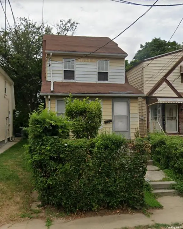 100-32 199 St, Hollis, NY 11423