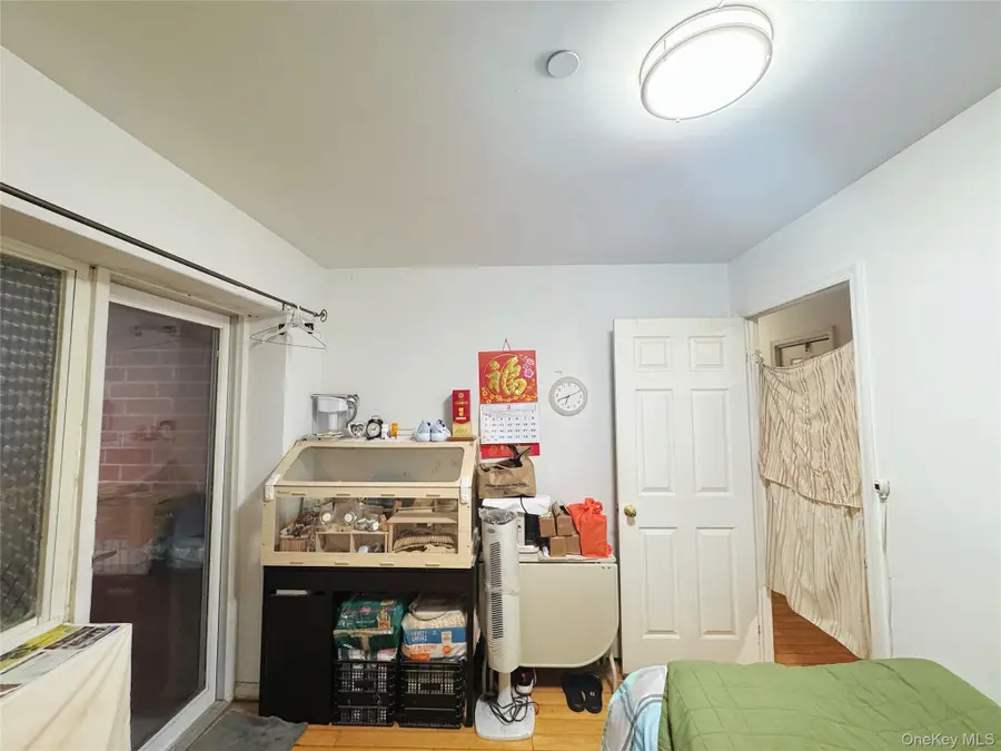 42-11 Parsons Boulevard #2D, Flushing, NY 11355 - Image #3