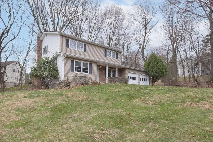 36 Montclair Avenue, Airmont, NY 10952 - Image #2