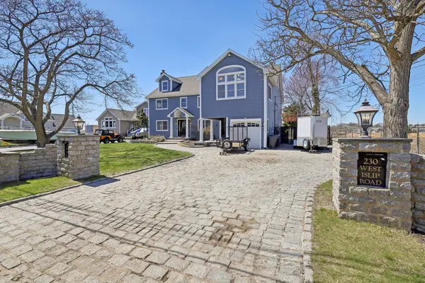 230 W Islip Road, West Islip, NY 11795