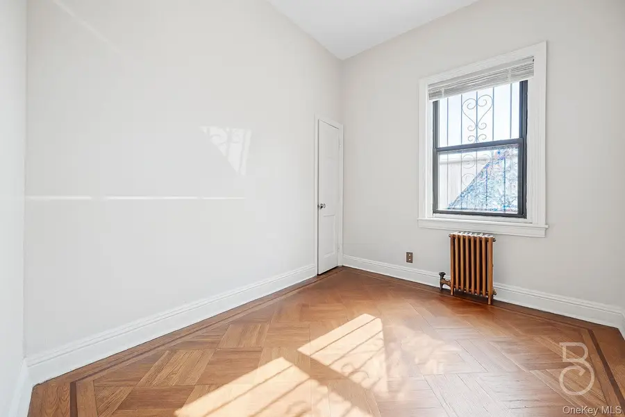 36-13 10th Street, Astoria, NY 11106 - Image #3