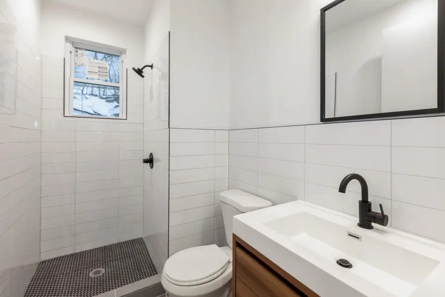 100-03 90 Avenue, Richmond Hill, NY 11418 - Image #3