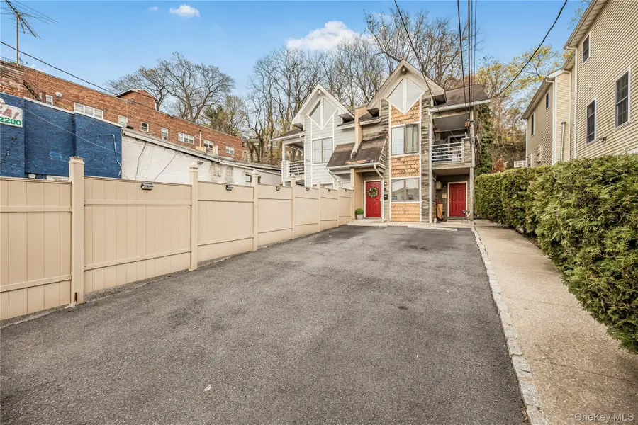 764 Warburton Avenue, Yonkers, NY 10701 - Image #3