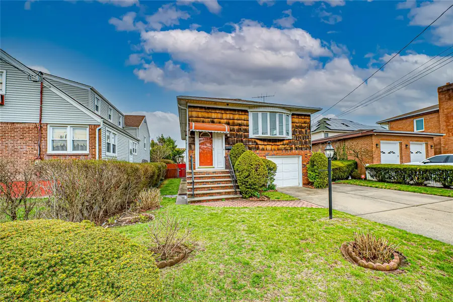 63 Central Avenue, Lynbrook, NY 11563 - Image #3