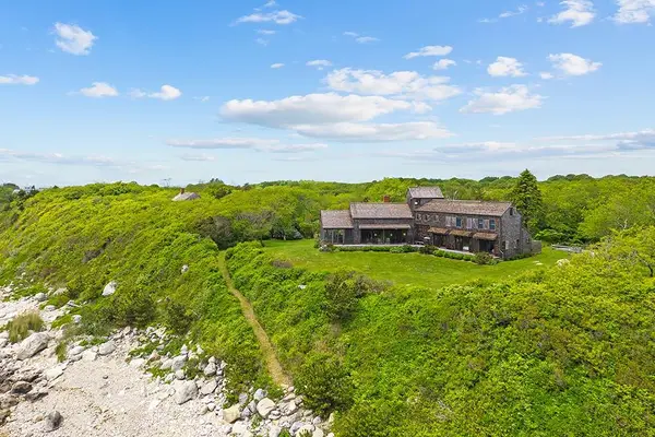 1635 Isabella Beach Road, Fishers Island, NY 06390