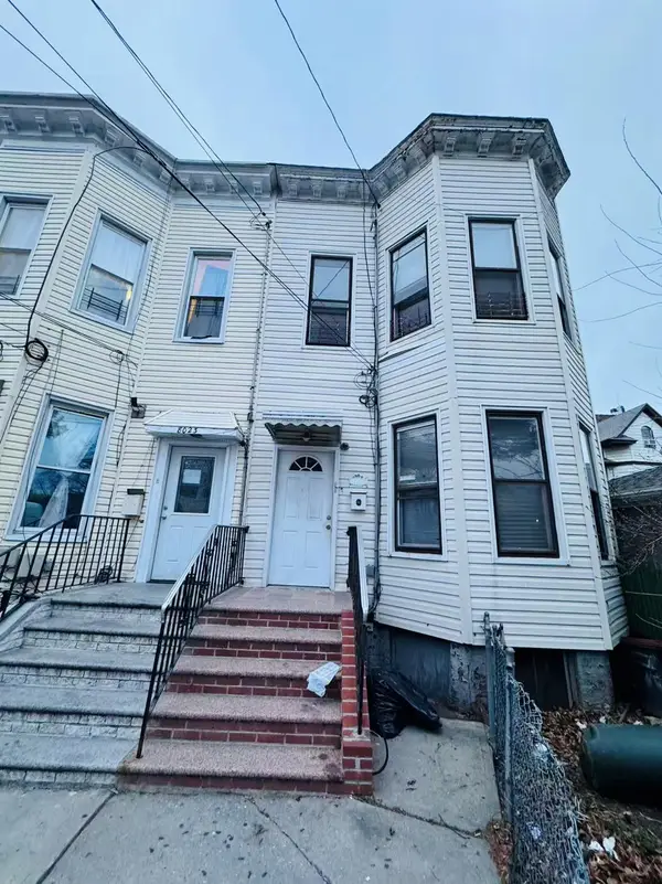 80-25 86 Rd, Woodhaven, NY 11421