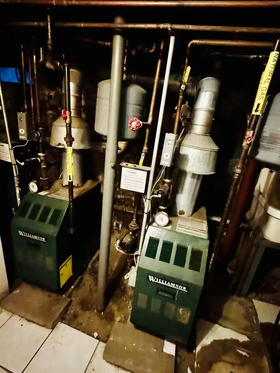 80-25 86 Rd, Woodhaven, NY 11421 - Image #2