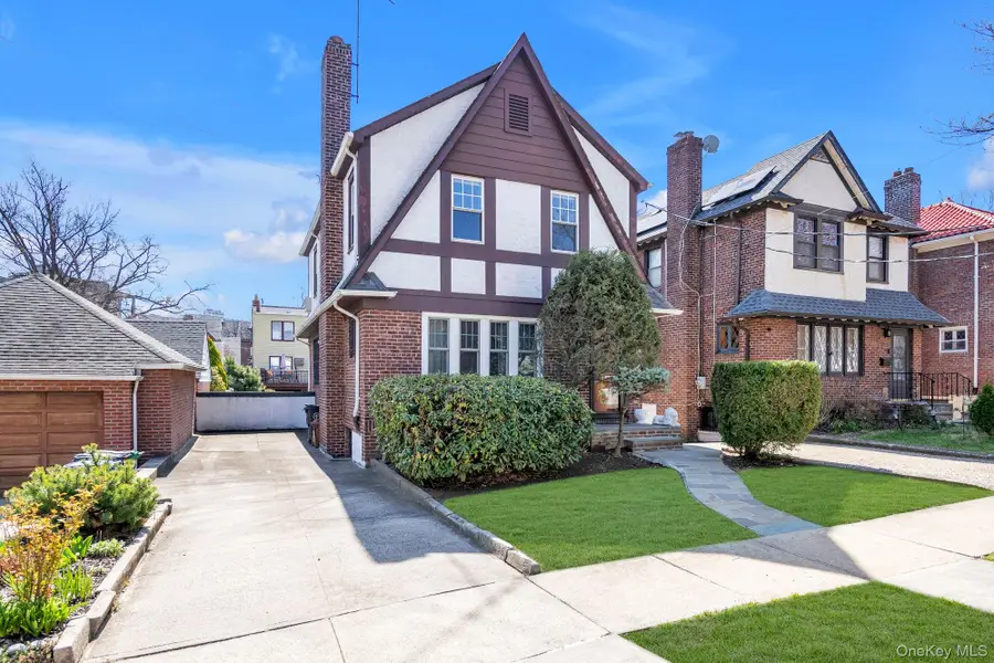 1242 Pawnee Place, Bronx, NY 10461 - Image #3