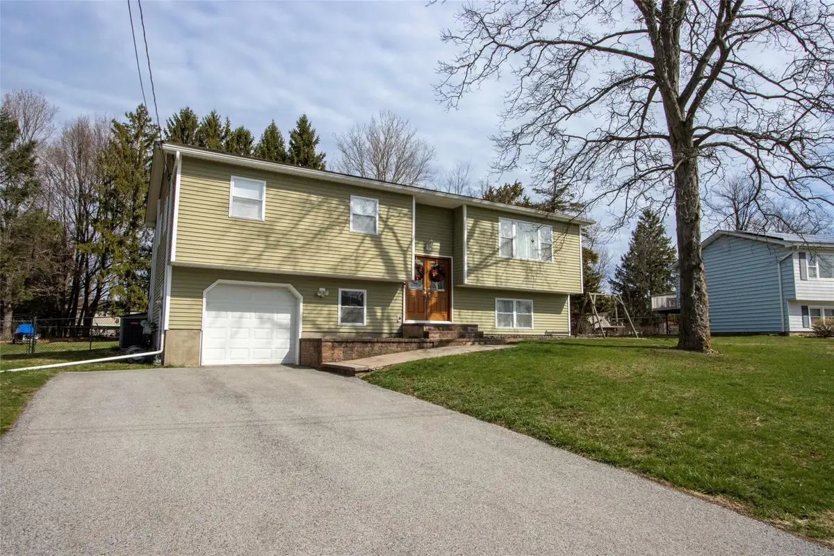 108 Parkdale Drive, New Windsor, NY 12553 - Image #1