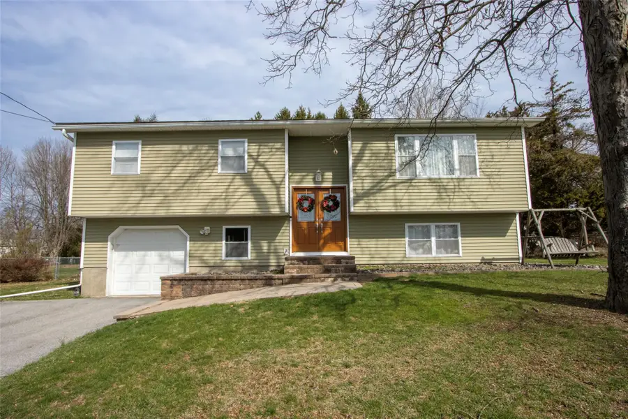 108 Parkdale Drive, New Windsor, NY 12553 - Image #3