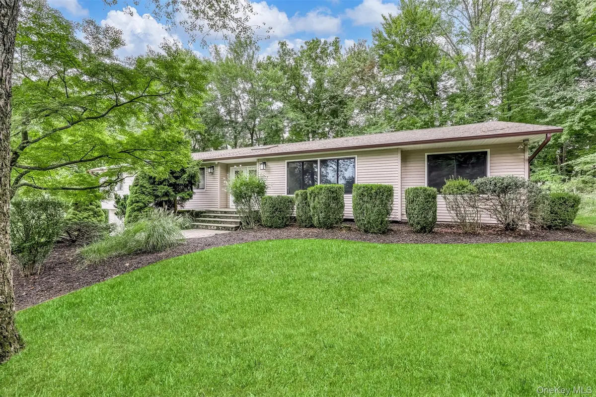 5 Rookery Circle, New City, NY 10956 - #1