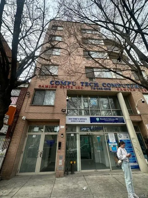 40-24 76 Street #3B, Elmhurst, NY 11373 - Image #1