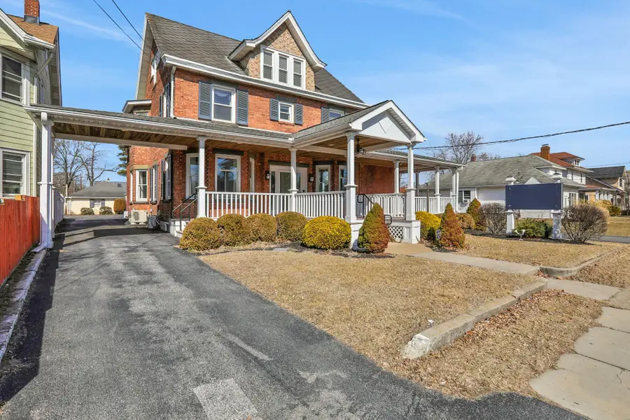 411 Albany Avenue, Kingston, NY 12401 - Image #3