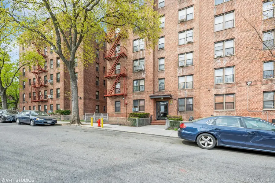 745 E 231 Street #4A, Bronx, NY 10466 - Image #2