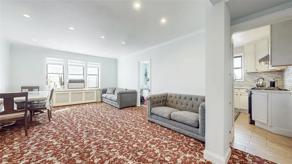 143-50 Hoover Avenue #507, Briarwood, NY 11435 - Image #1