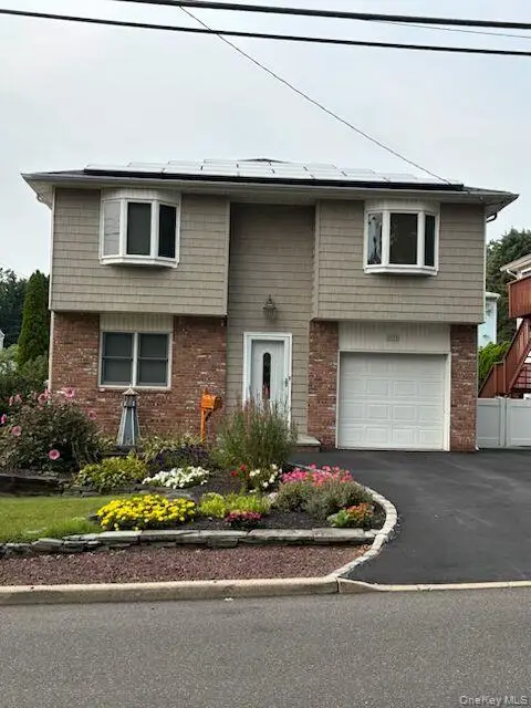 21 Godfrey Avenue, Bayville, NY 11709 - Image #1