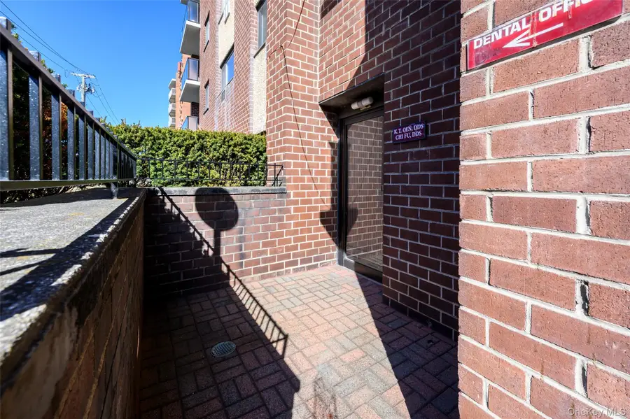 395 Westchester Avenue #LC, Port Chester, NY 10573 - Image #3