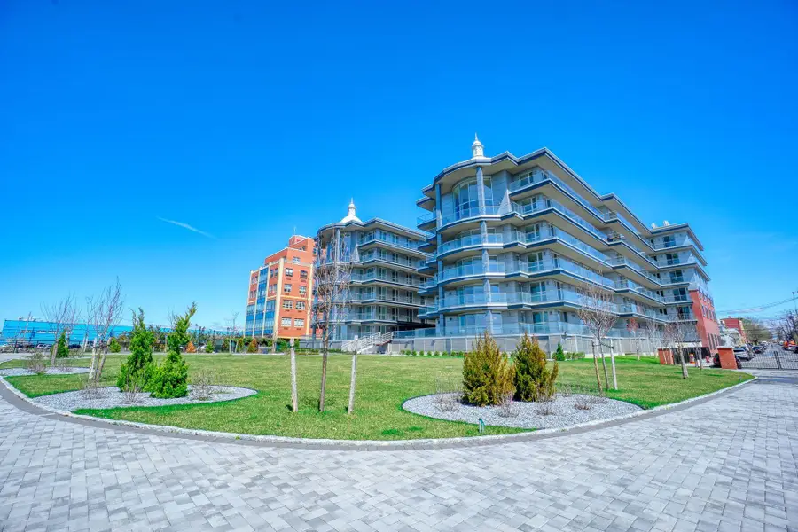 14-50 110 Street #S304, College Point, NY 11356 - Image #3