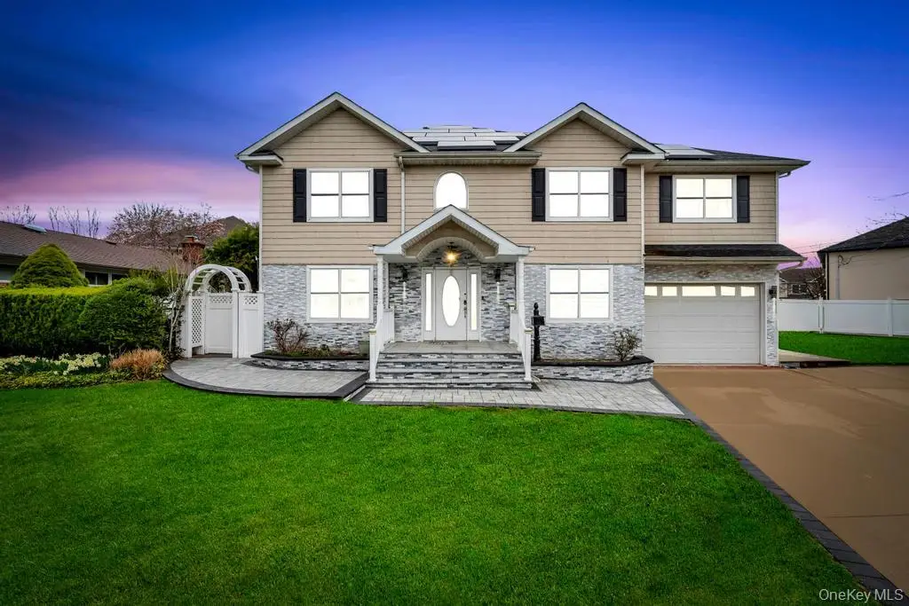 6 Garden Circle, Syosset, NY 11791 - Image #1