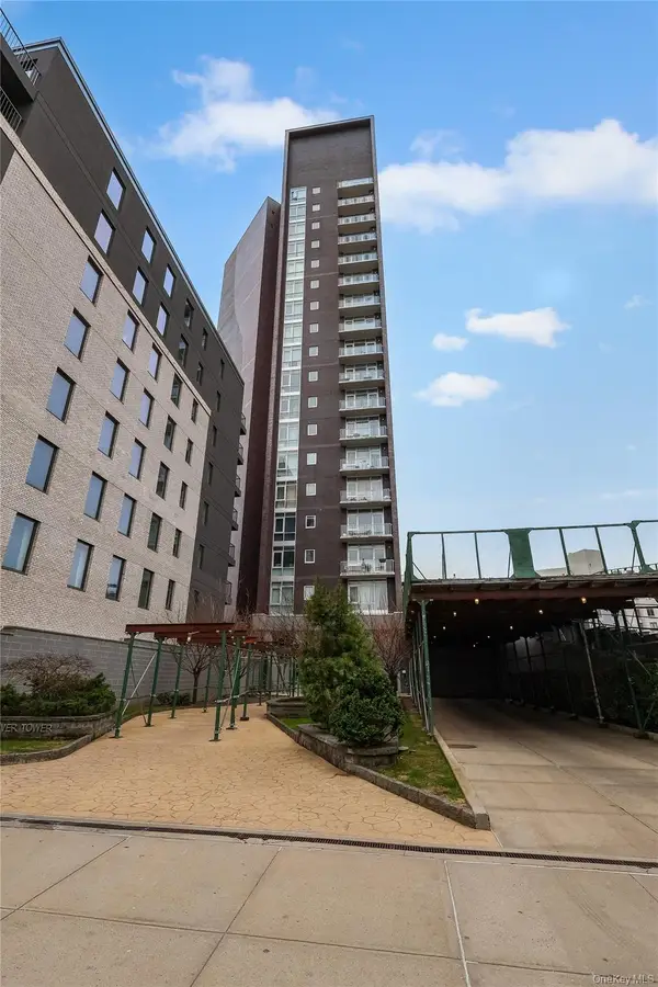 11-24 31st Avenue, Astoria, NY 11106