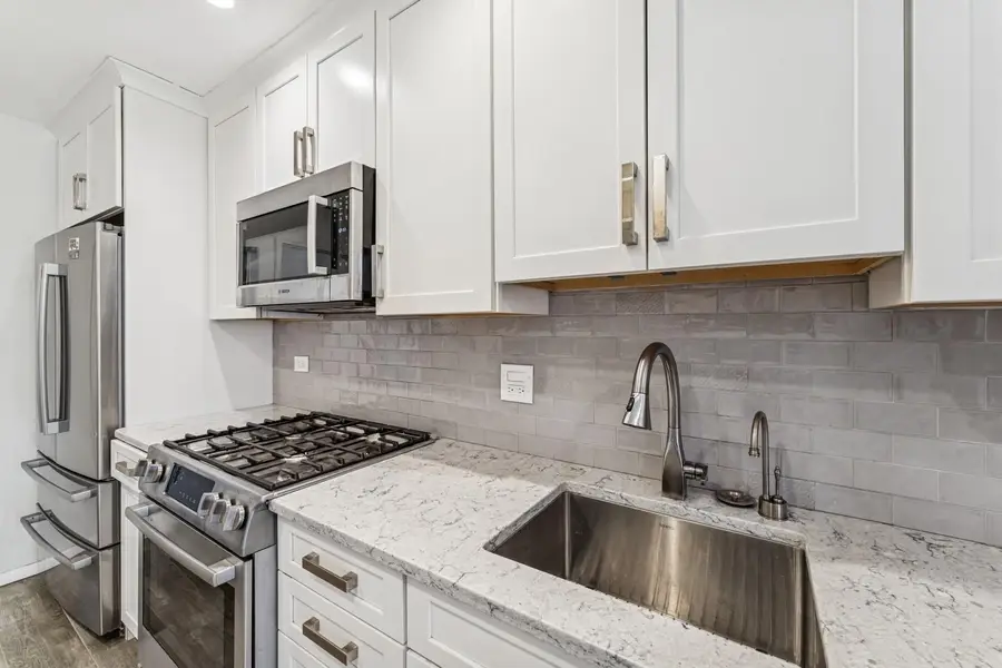 241-20 Northern Boulevard #2B, Little Neck, NY 11362 - Image #3