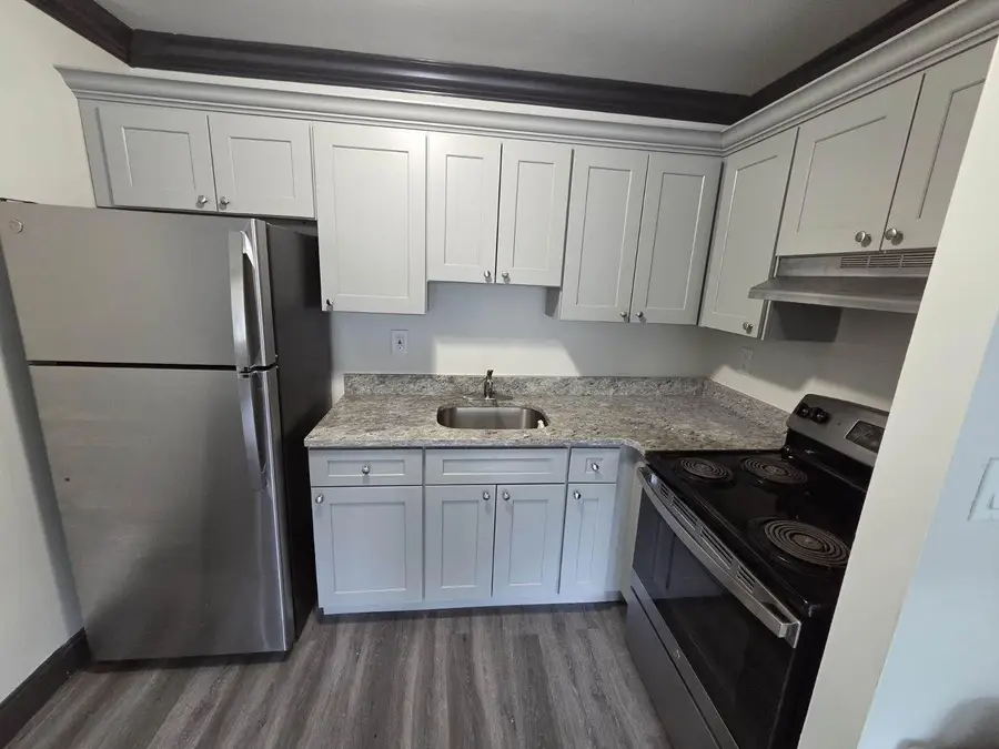 280 Lowndes Avenue #111G, Huntington Station, NY 11746 - Image #2