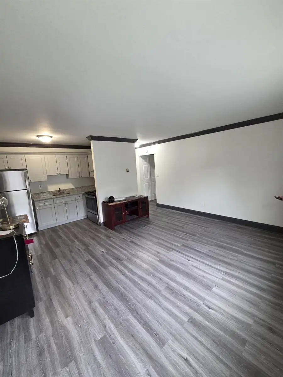 280 Lowndes Avenue #111G, Huntington Station, NY 11746 - Image #3