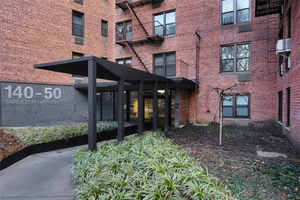 140-50 Burden Crescent #1D, Briarwood, NY 11435