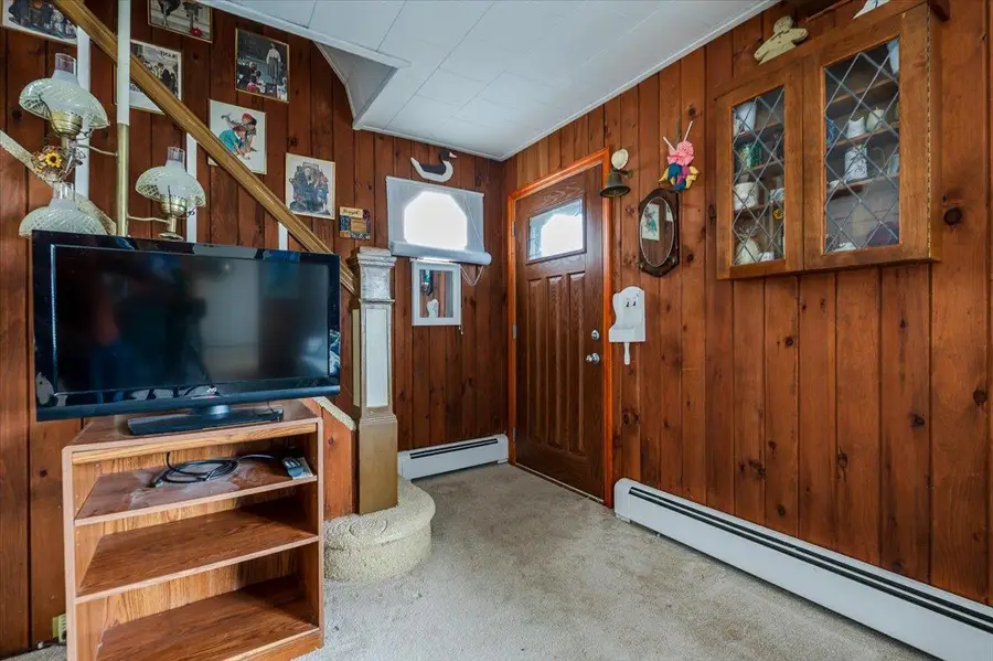 601 Hughes Street, Bellmore, NY 11710 - Image #2