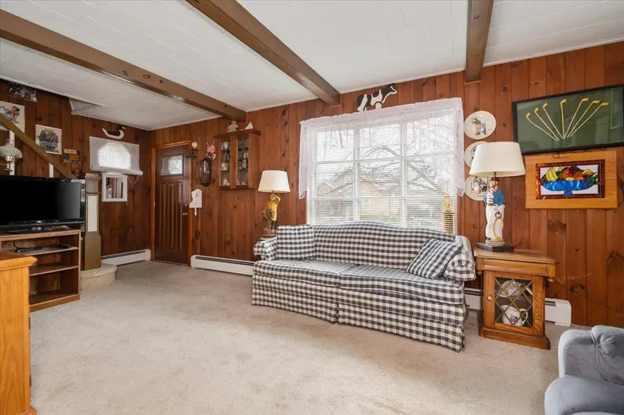 601 Hughes Street, Bellmore, NY 11710 - Image #3