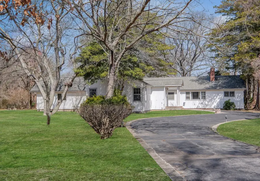 15 Community Road, Coram, NY 11727 - Image #3