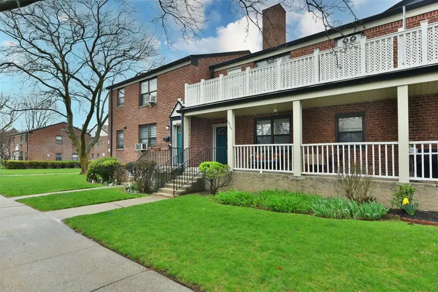 196-65 69th Avenue #1 FL, Fresh Meadows, NY 11365 - Image #2