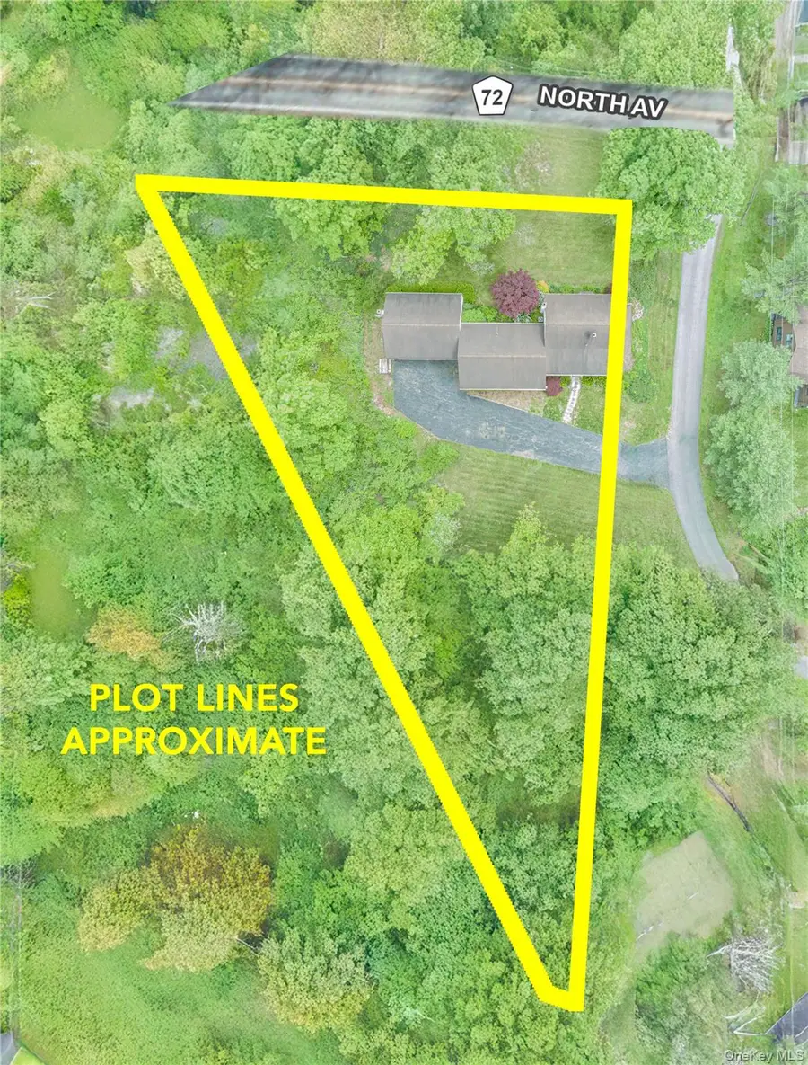 6 Swain Drive, Pleasant Valley, NY 12569 - Image #3