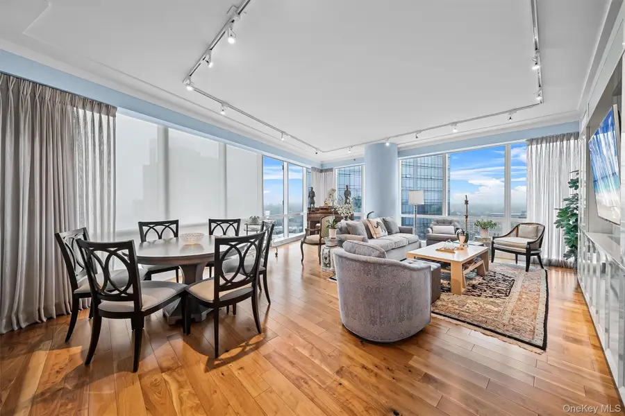 5 Renaissance Square #23G, White Plains, NY 10601 - Image #2