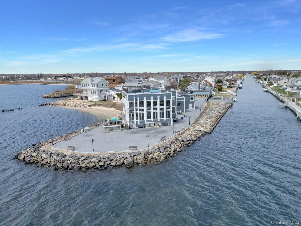 505 East Drive, Copiague, NY 11726 - #1