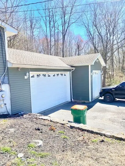 7 Broadview Road, Poughkeepsie, NY 12603 - Image #1