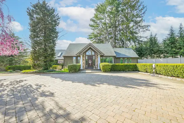 527 Deer Park Avenue, Dix Hills, NY 11746-5207