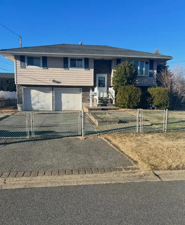 170 11th Street, West Babylon, NY 11704