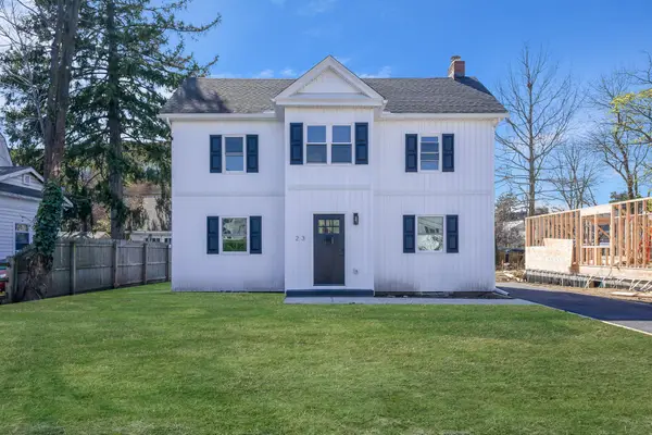 23 Elizabeth Court, Hempstead, NY 11550