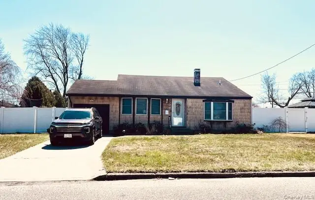 1300 Race Avenue, Medford, NY 11763 - Image #2